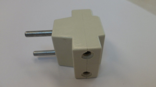 Adaptador Triple Para 2 Patas Redondas Nacionales E1570