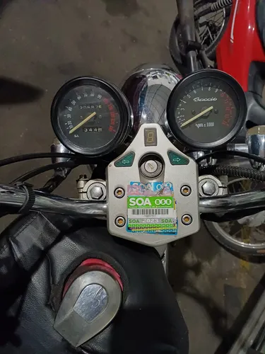 Moto Muy Cuidada, En Perfectas Condiciones, Con Poco Uso.