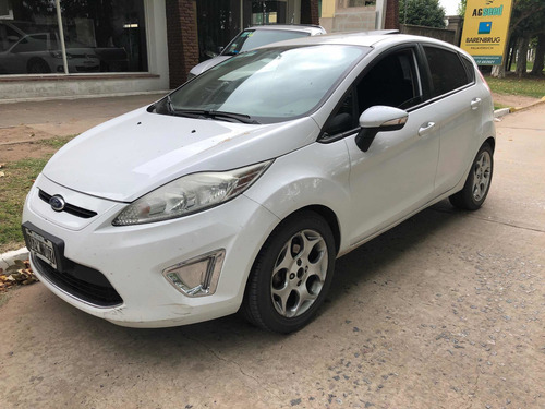 Ford Fiesta Kinetic Design 1.6 Design 120cv Titanium 2011