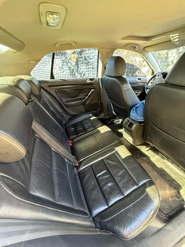 Volkswagen Vento 2.5 Luxury Tiptronic 170cv