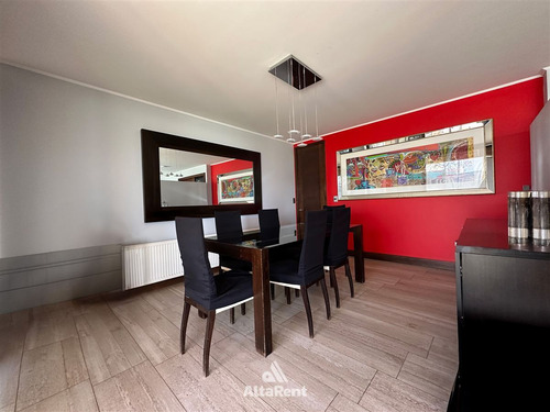 Expectacular Casa De 5 Dorm. En Lo Barnechea
