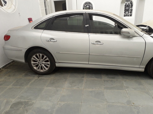 Imagem 4 de 13 de Hyundai Azera 2011 3.3 Gls Aut. 4p