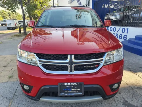 Dodge Journey 2.4 Sxt 5 Pasajeros Plus Mt