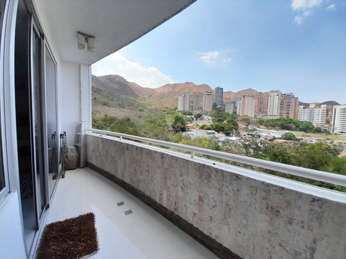 Apartamento En Venta En El Parral, Valencia 273660 Lz