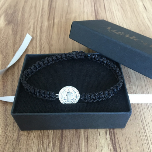 Pulsera Hilo San Benito De Plata Ley 925 Agálea Joyería Color Negro Diámetro 0 cm Largo 18