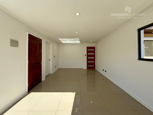 San Esteban - Vende Casa 3d 2b 1e - Cond. Los Solares