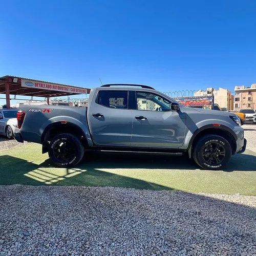 Nissan Frontier 4.0 Pro-4x V6 4x2 At
