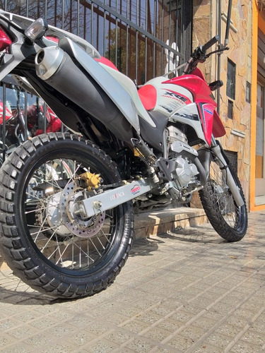 Honda Xre 300 Rally