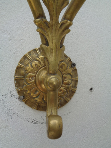 Imagen 5 de 5 de Aplique Doble De Bronce Con Tulipas