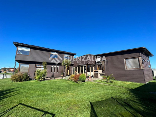 Venta Disponible! Casa Con Quincho Y Piscina Puerto Varas