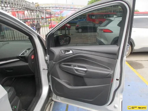 Ford Escape Titanium 4x4 2000cc At Aa