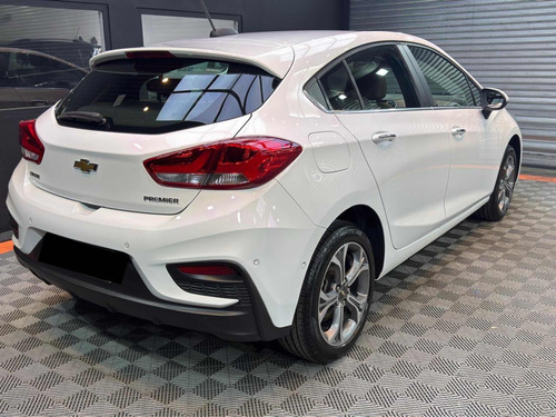 Chevrolet Cruze 5 1.4 Premier At 5P