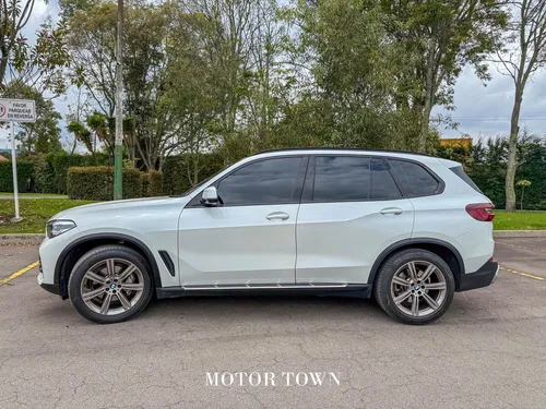 BMW X5 3.0 Xdrive 40I At