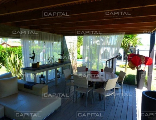 Moderna Casa Playa Mansa - Punta Del Este - 5 Dorm.-ref:25132