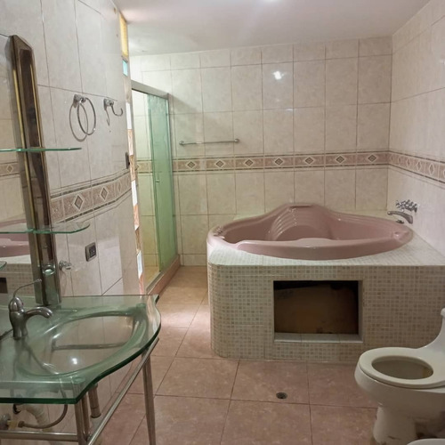 Imagen 3 de 18 de Casa En Alquiler Calle Cerrada En El Trigal Norte, Valencia Enero 2023 - Gh