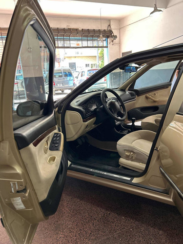 Imagen 7 de 25 de Peugeot 406 1999 2.0 Sv