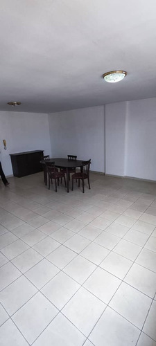 Se Vende Apto En San Isidro