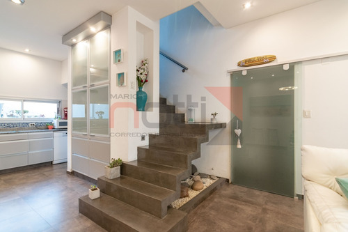 Imagen 4 de 14 de Excelente Casa 6 Ambientes Con Pileta, Garaje, Parrilla,