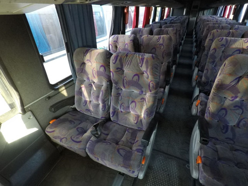 Ônibus Rodoviário Motor Dianteiro