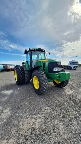 Tractor John Deere Modelo J6190 0 Km.
