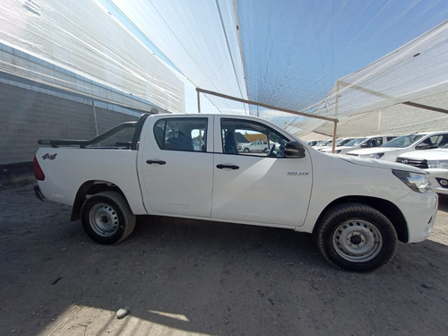 Toyota Hilux Pick-Up 2.4 Cd Dx 150cv 4x4
