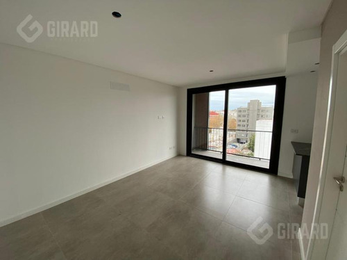 Edificio Bonjo V, Semipiso De 2 Ambientes A Estrenar. Guemes