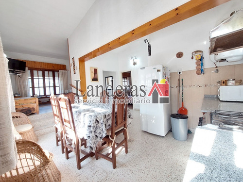 Imagen 11 de 25 de Casa Ph 3 Amb. - Todos Los Servicios - Una Cuadra Del Mar!!!