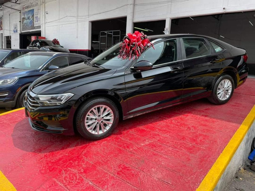 Imagen 2 de 10 de Volkswagen Jetta 2019 2.5 Comfortline Mt