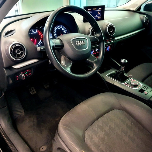 Imagen 14 de 15 de Audi A3 1.4 Tsi Mt 122cv 2014