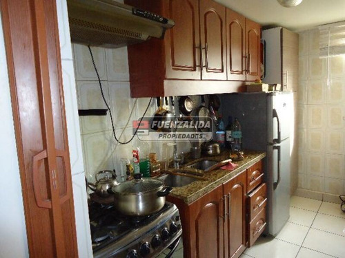 Departamento En Venta De 4 Dorm. En Santiago