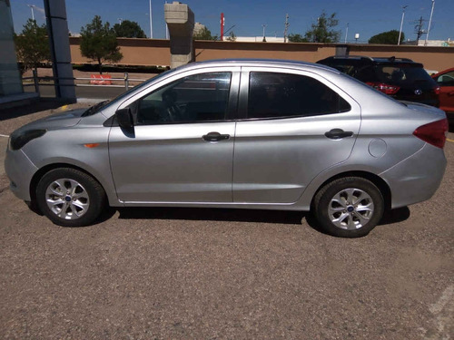 Imagen 2 de 15 de Ford Figo 2017 4p Energy L4/1.5 Aut