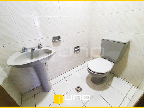 Imagen 4 de 8 de Oficinas En Alquiler En Planta Baja Zona Casa Del Camba