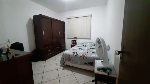Vende-se Casa Com 4 Dormitórios E 3 Banheiros