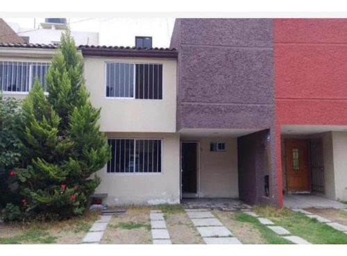 Bonita Casa En Bonito Fraccionamiento En Puebla (no Credtios Hipotearios) Prm