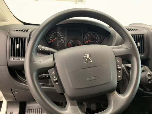 Imagen 14 de 15 de Peugeot Boxer Premium 2.2 Hdi 435mh 130 M