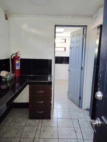 Oficina 126 M2 - Primer Piso Edificio Neovida En Quillota