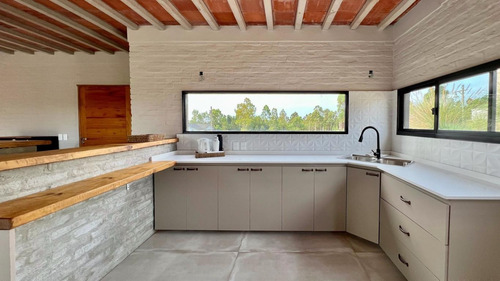 Imagen 5 de 11 de Casa En Venta Y Alquiler En Mirador De La Tahona A Estrenar
