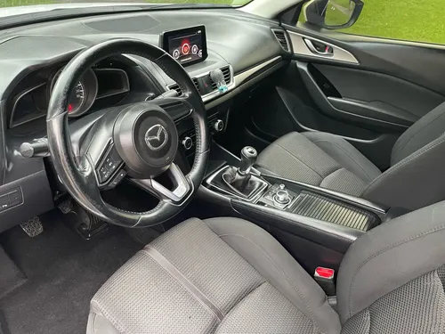 Mazda 3 2.0 Touring
