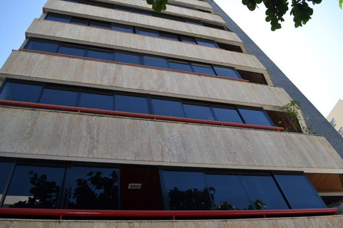 Apartamento, 4 Quartos - Pituba - 451
