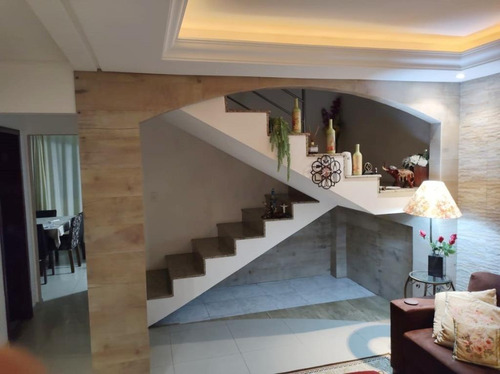 Casa Com 3 Dormitórios À Venda, 180 M² Por R$ 852.000,00 - Serraria - São José/sc - Ca3317