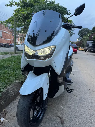 Nmax Connected Modelo 2023