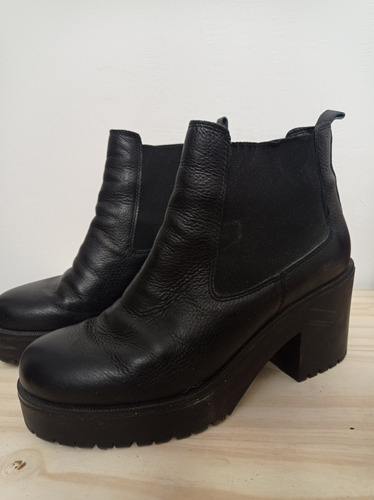 Botas Cortas Negras Via Uno Talle 39