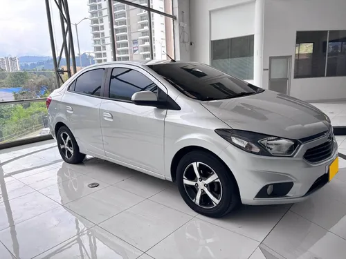 Chevrolet Onix 1.4 Lt