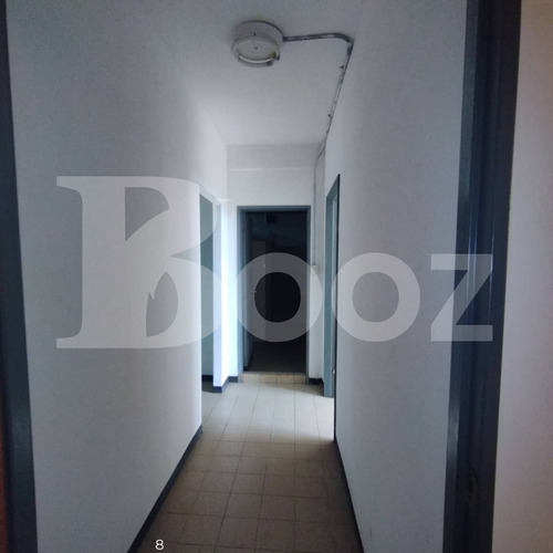 Alquiler De Piso Industrial, Guarenas, 587mt2
