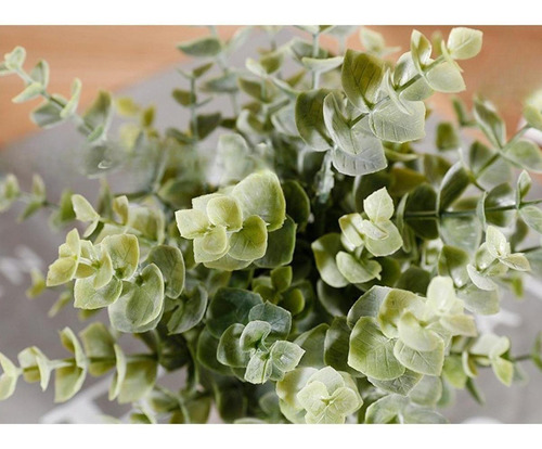 Vegetación De Plantas En Macetas Falsas Estilo C