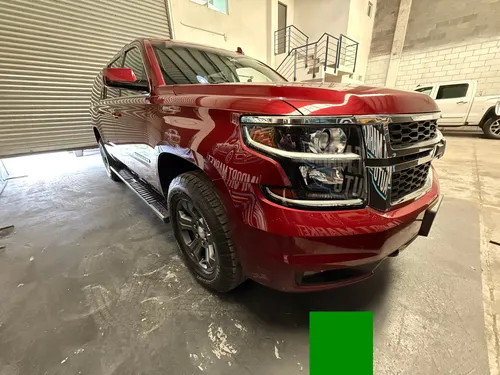 Chevrolet Suburban Z71, 5.3 Lts V8, 4x4