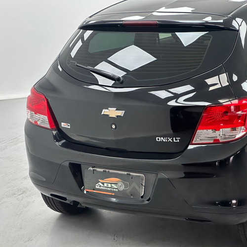 Chevrolet Onix 1.0 MPFI LT 8V FLEX 4P MANUAL