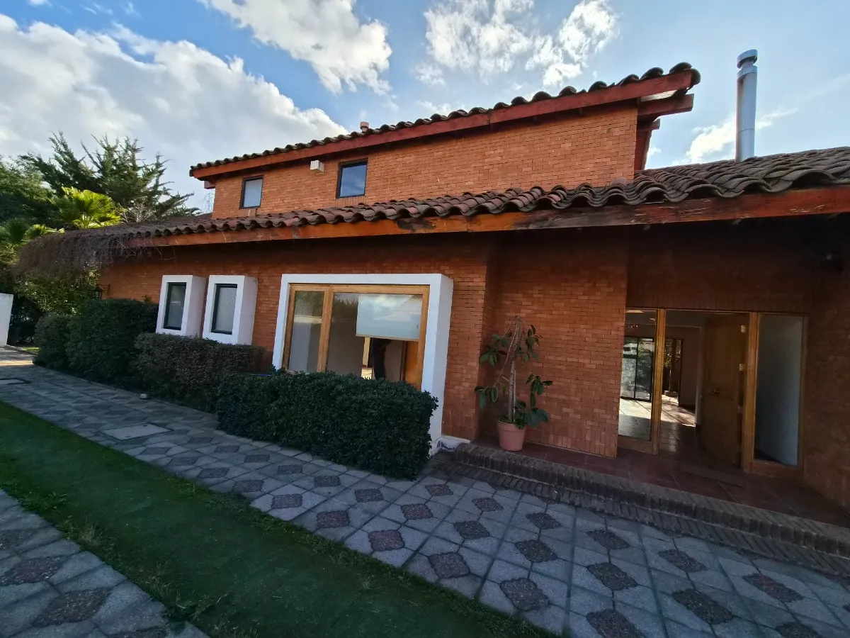 Imagen 1 de 24 de Se Arrienda Hermosa Casa En El Polo, Machali