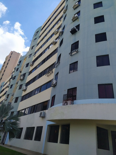 Imagen 17 de 17 de Vendo Apartamento 80m2. Mañongo. Julio 2022. Sandra Niño