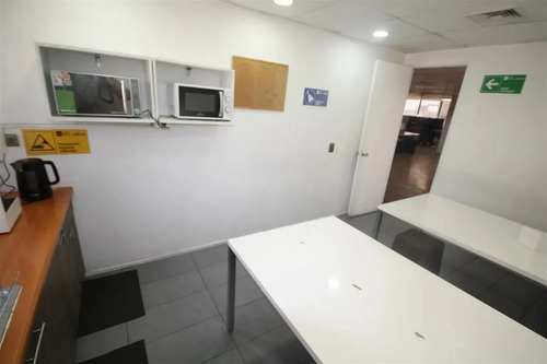 Impecable Oficina En Nueva Providencia